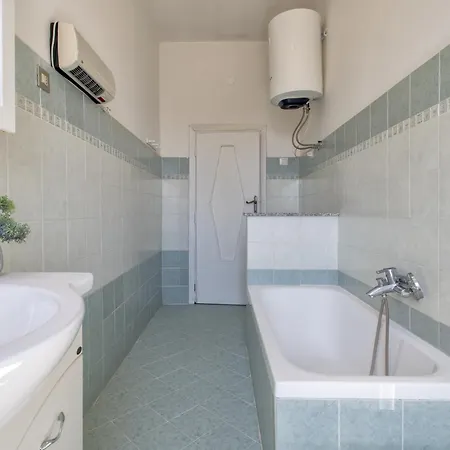 Sea Life Apartment *